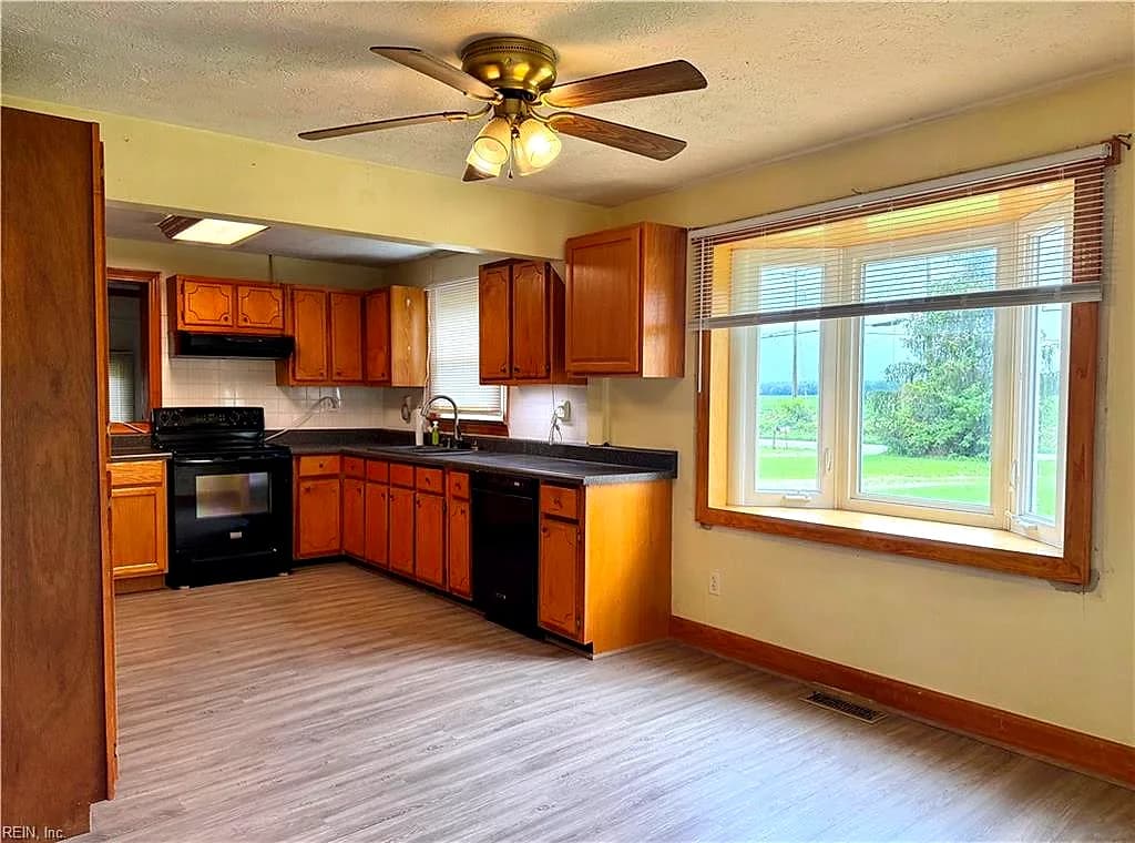 27443 Pretlow RD, FRANKLIN VA 23851 thumb 10
