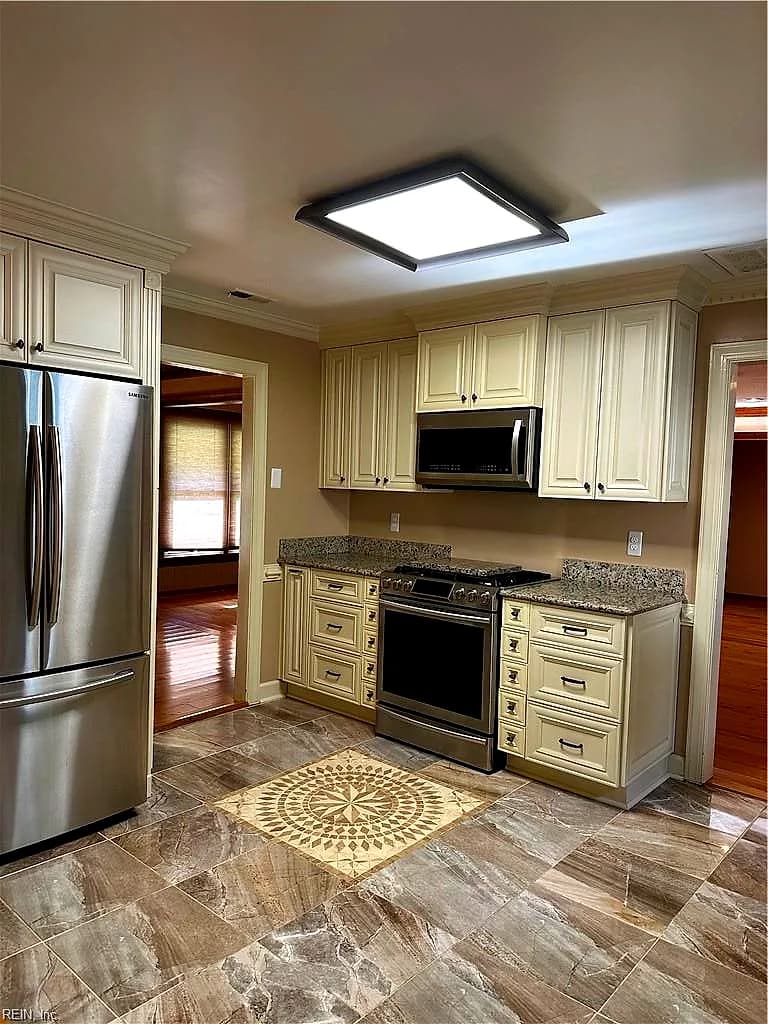 634 Aguilla DR, CHESAPEAKE VA 23322 thumb 6