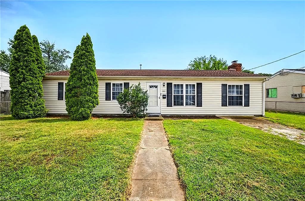 1820 Moger DR, HAMPTON VA 23663 - Photo 4