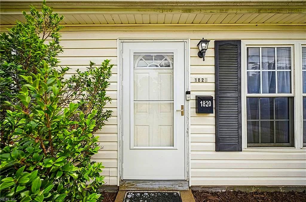 1820 Moger DR, HAMPTON VA 23663 thumb 6