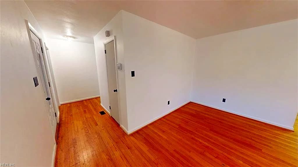 58 College PL, HAMPTON VA 23669 - Photo 3