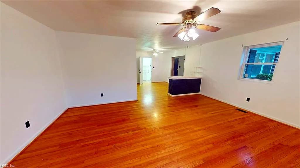 58 College PL, HAMPTON VA 23669 - Photo 4
