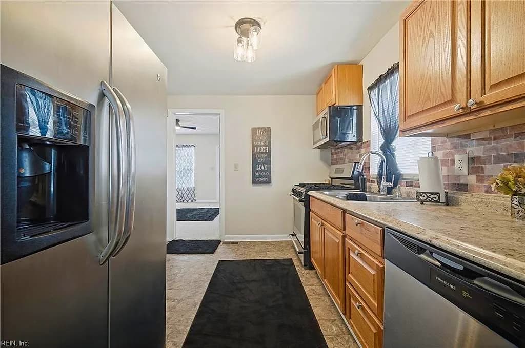 7422 Davidson ST, NORFOLK VA 23513 thumb 12