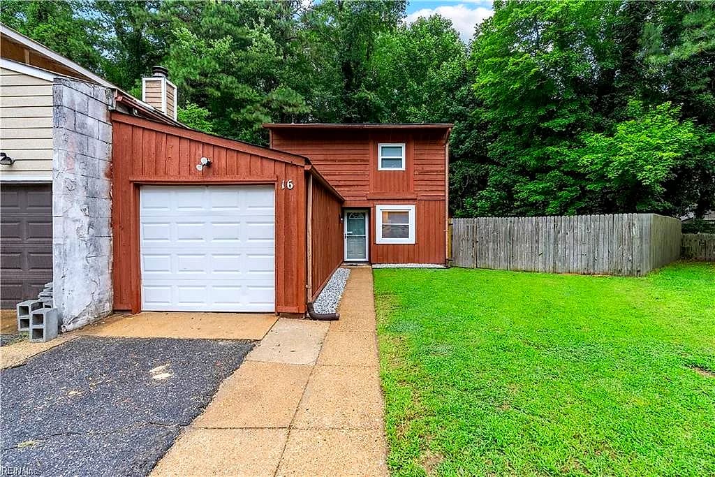 16 Farington CIR, CHESAPEAKE VA 23320 - Main photo
