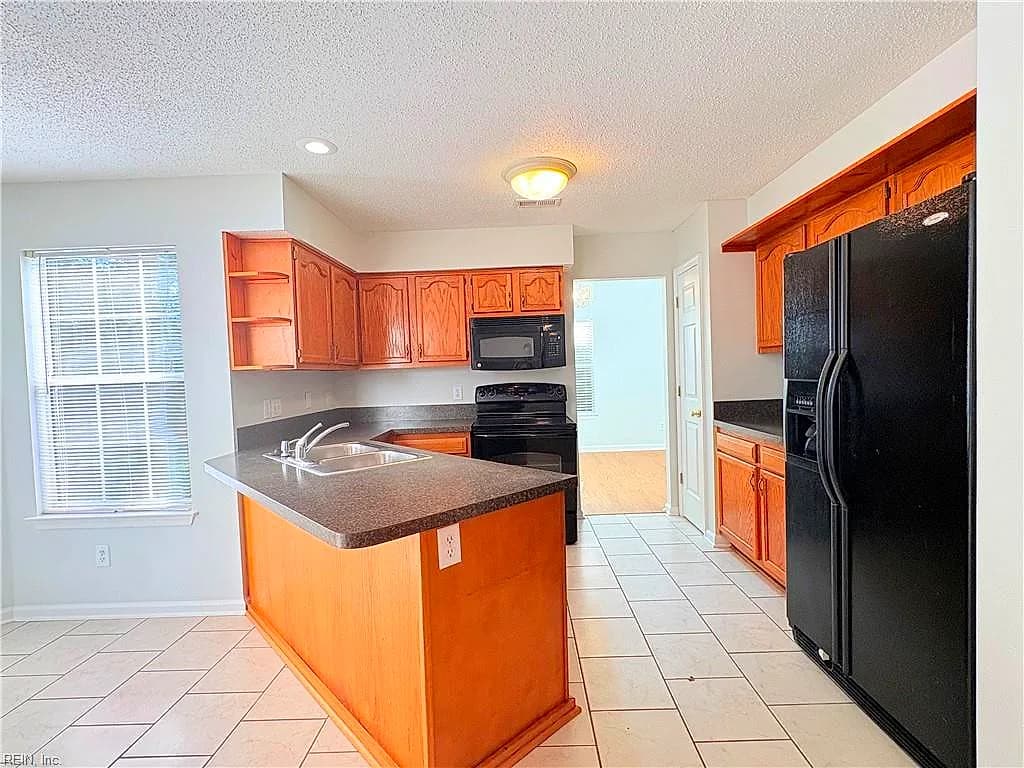 110 Amelia CT, YORKTOWN VA 23693 thumb 6