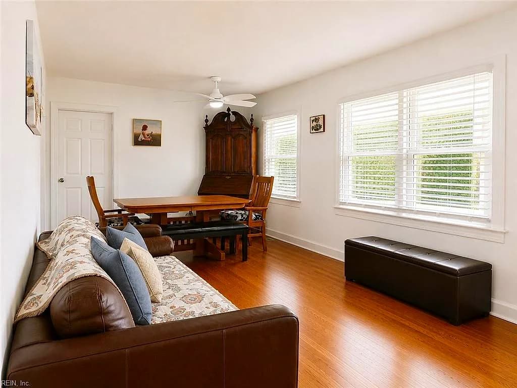 2 Surry CT, HAMPTON VA 23669 - Photo 4