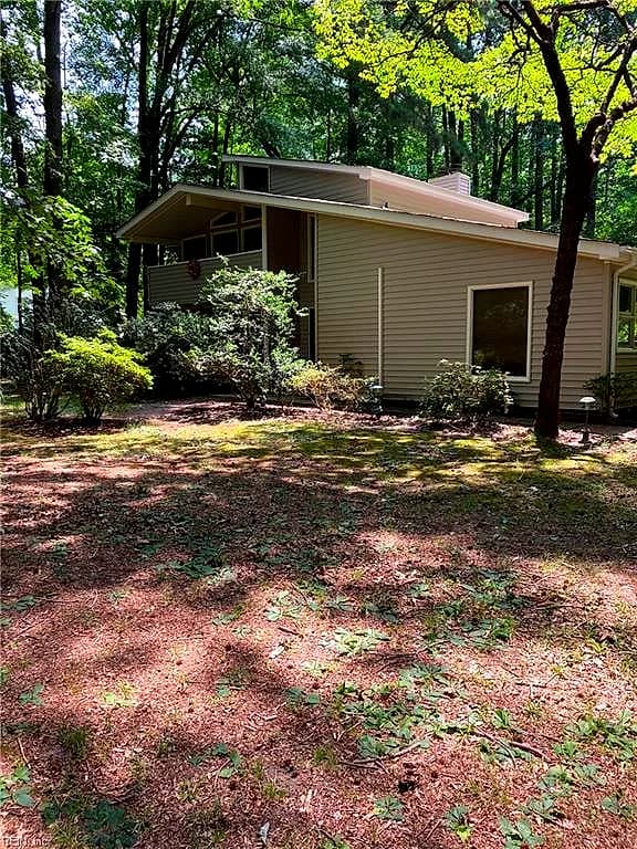 4852 Rosewell DR, GLOUCESTER VA 23061 - Photo 3