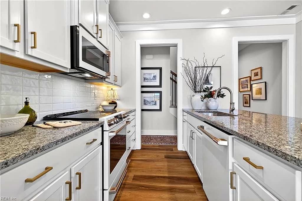 3012 Plymouth PL, WILLIAMSBURG VA 23185 thumb 12