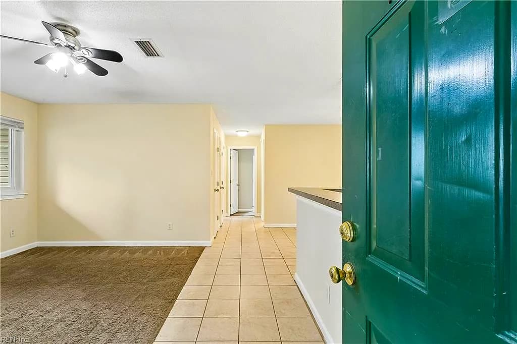 12622 Daybreak CIR, NEWPORT NEWS VA 23602 - Photo 3