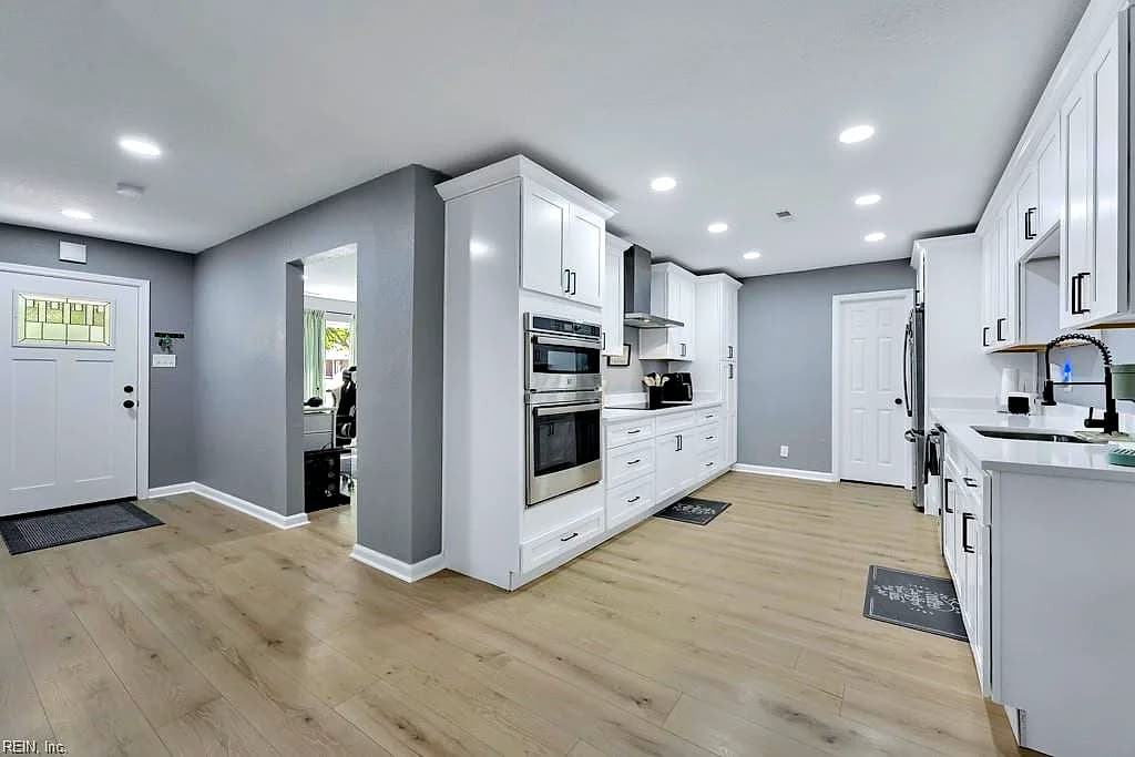 8333 Norristown DR, NORFOLK VA 23518 thumb 7