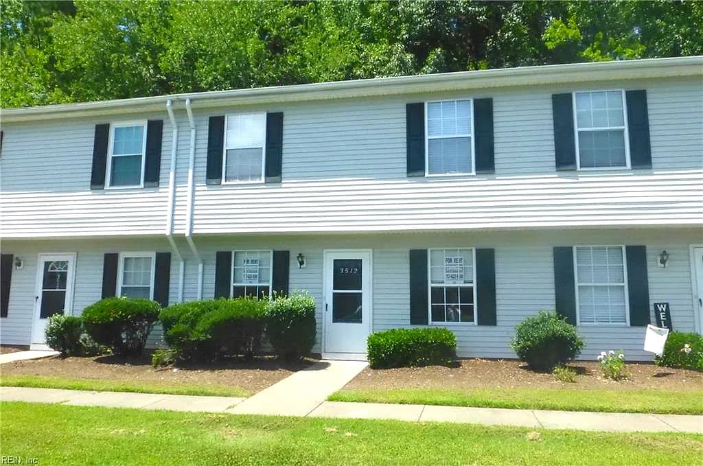 3512 Clover Meadows DR, CHESAPEAKE VA 23321 - Photo 2