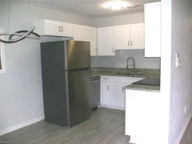 3512 Clover Meadows DR, CHESAPEAKE VA 23321 thumb 7