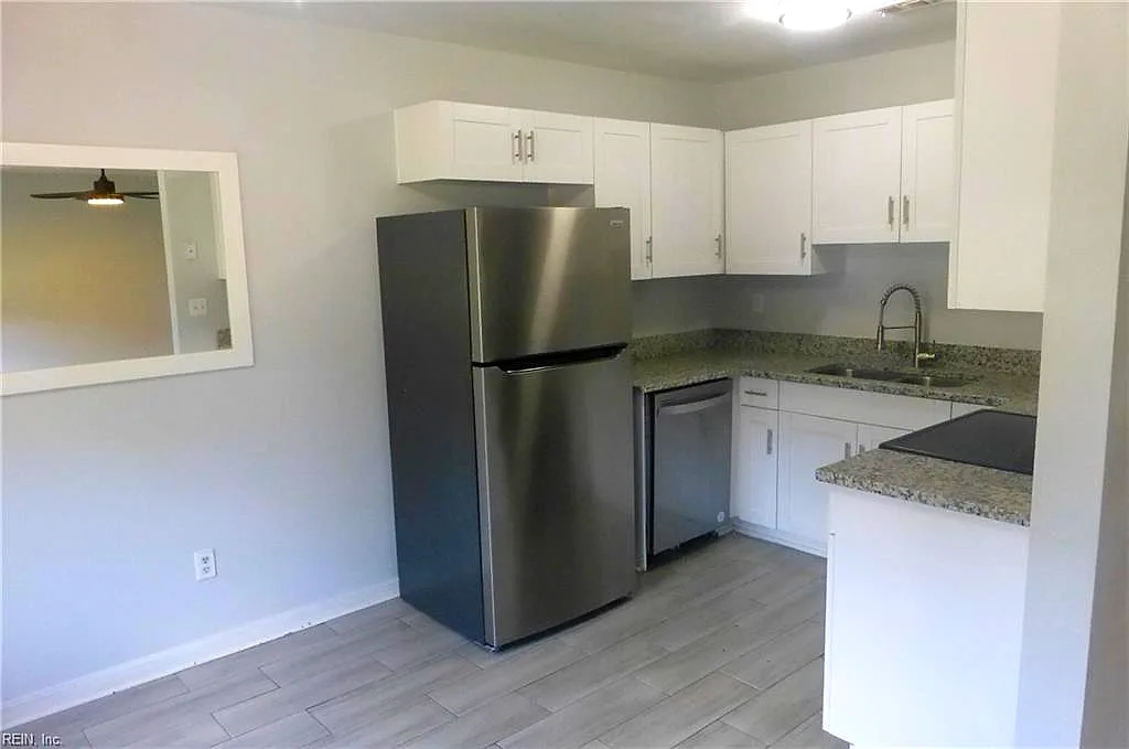 3512 Clover Meadows DR, CHESAPEAKE VA 23321 thumb 8