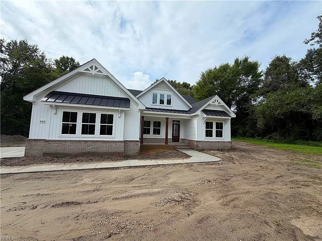 435 Gallbush RD, CHESAPEAKE VA 23322 - Main photo