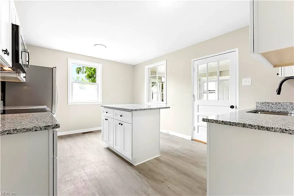 6002 Potomac AVE, NEWPORT NEWS VA 23605 thumb 8