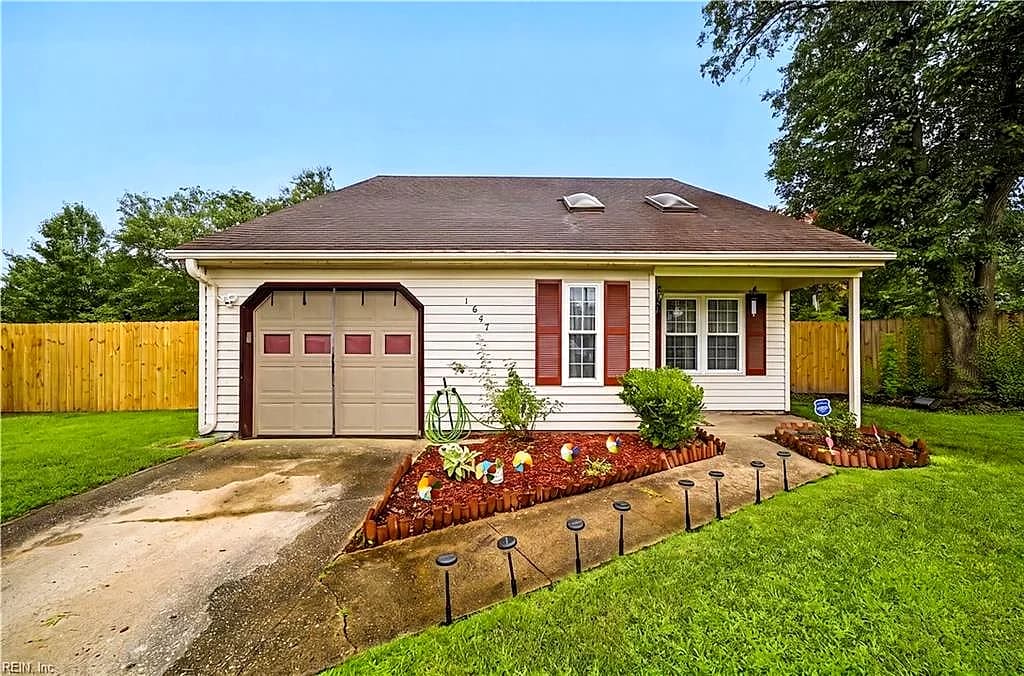 1647 High Plains DR, VIRGINIA BEACH VA 23464 - Main photo