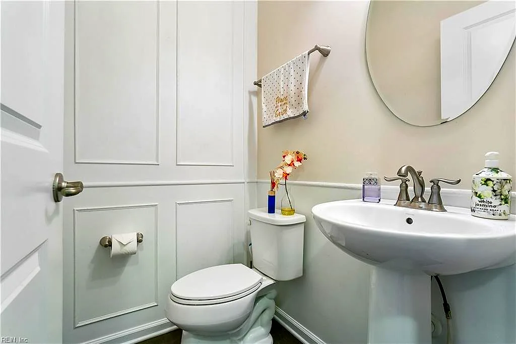 638 Newman DR, NEWPORT NEWS VA 23601 thumb 11