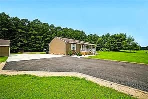 107 Spivey RD, HOBBSVILLE NC 27946 - Photo 3