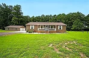 107 Spivey RD, HOBBSVILLE NC 27946 - Photo 4