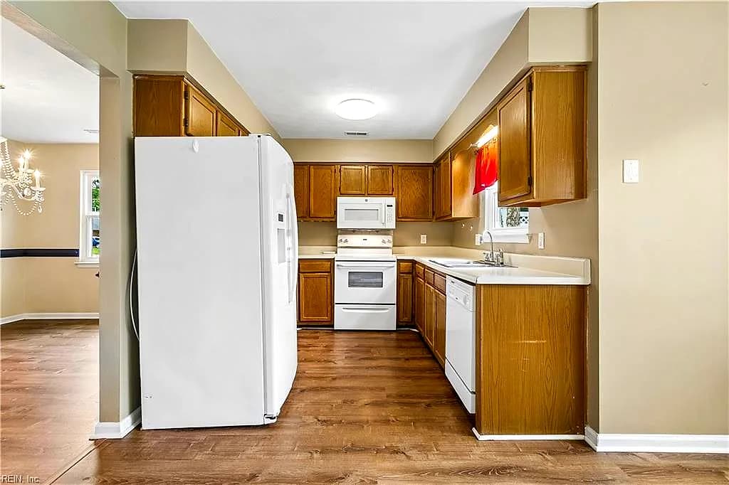 1249 Mozart DR, VIRGINIA BEACH VA 23454 thumb 10