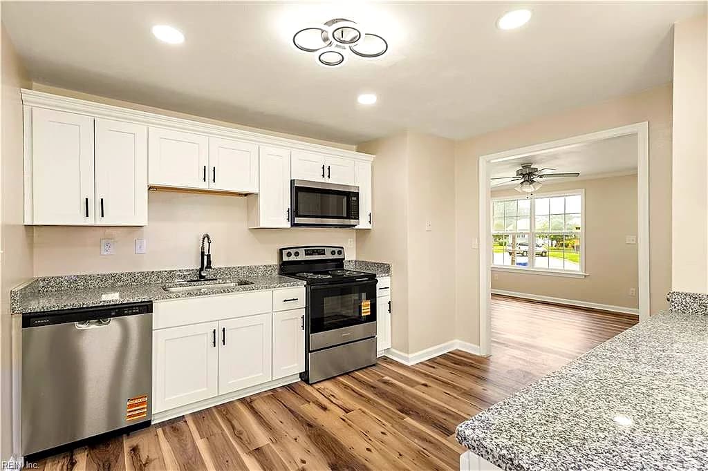 10 Langley CIR, PORTSMOUTH VA 23701 thumb 8