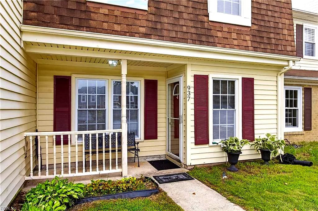 937 Monarch DR, VIRGINIA BEACH VA 23462 - Photo 3