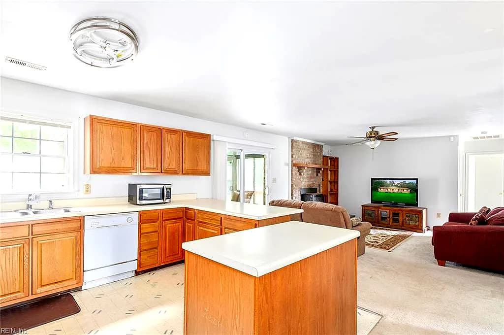 11448 Doles RD, IVOR VA 23866 thumb 7