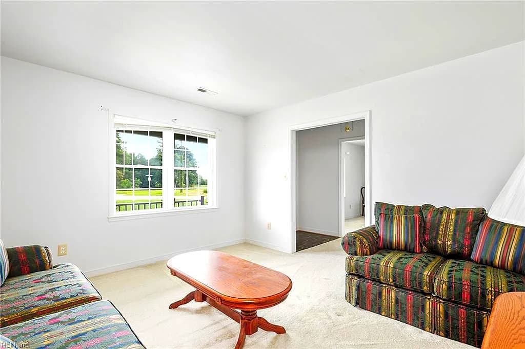 11448 Doles RD, IVOR VA 23866 thumb 9