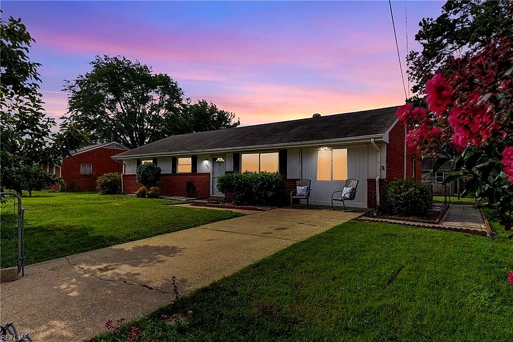 340 Curtis Tignor RD, NEWPORT NEWS VA 23608 - Main photo