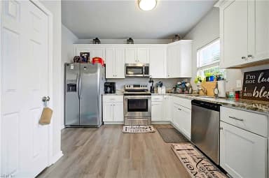4313 Chestnut AVE, NEWPORT NEWS VA 23607 thumb 12