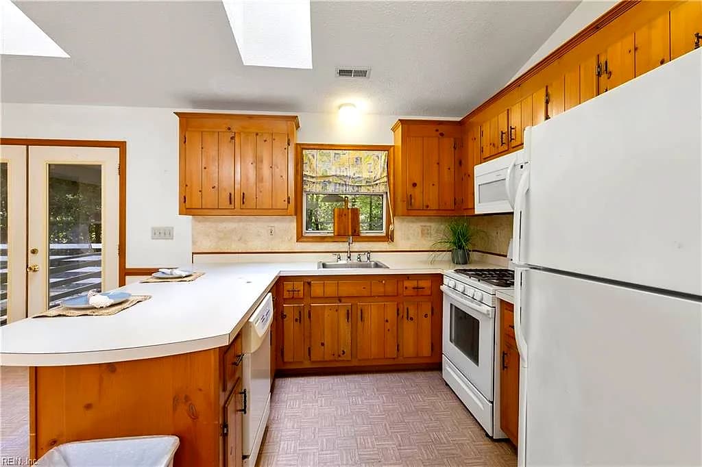 187 Heron CT, LOCUST HILL VA 23092 thumb 6