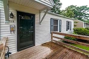 115 Patrician DR, HAMPTON VA 23666 - Photo 4