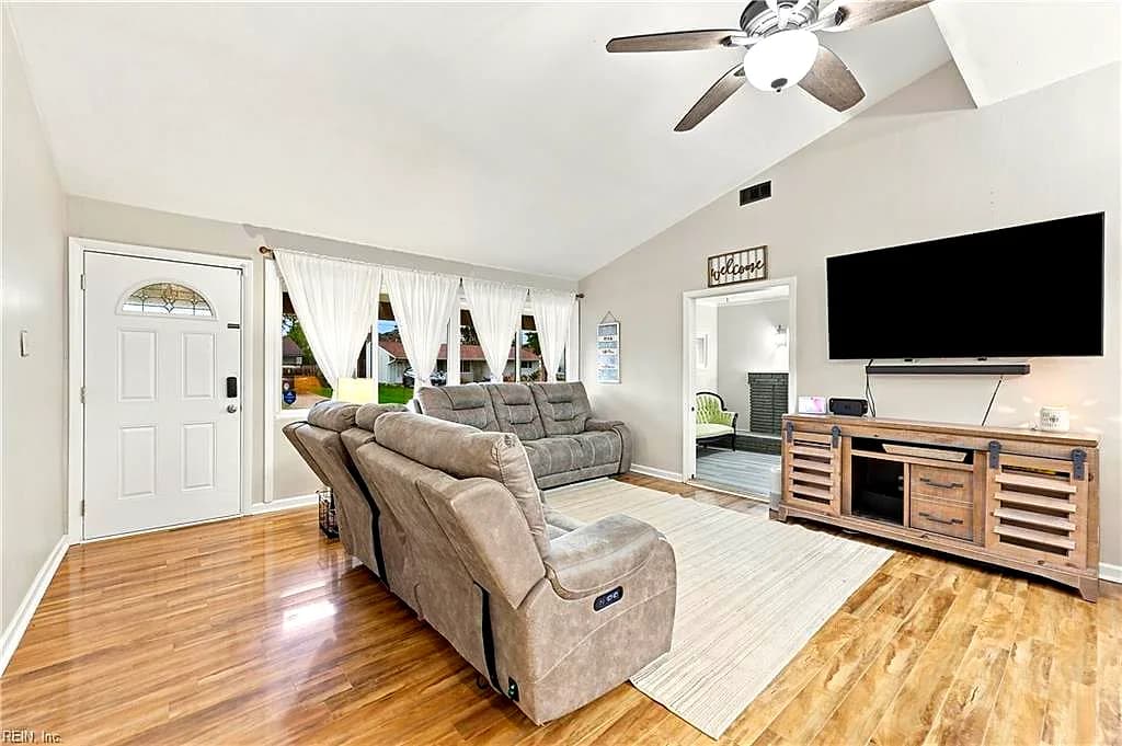 1168 Pascal PL, NORFOLK VA 23502 thumb 9