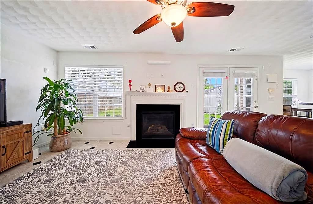 722 DUNE ST, NORFOLK VA 23503 thumb 11