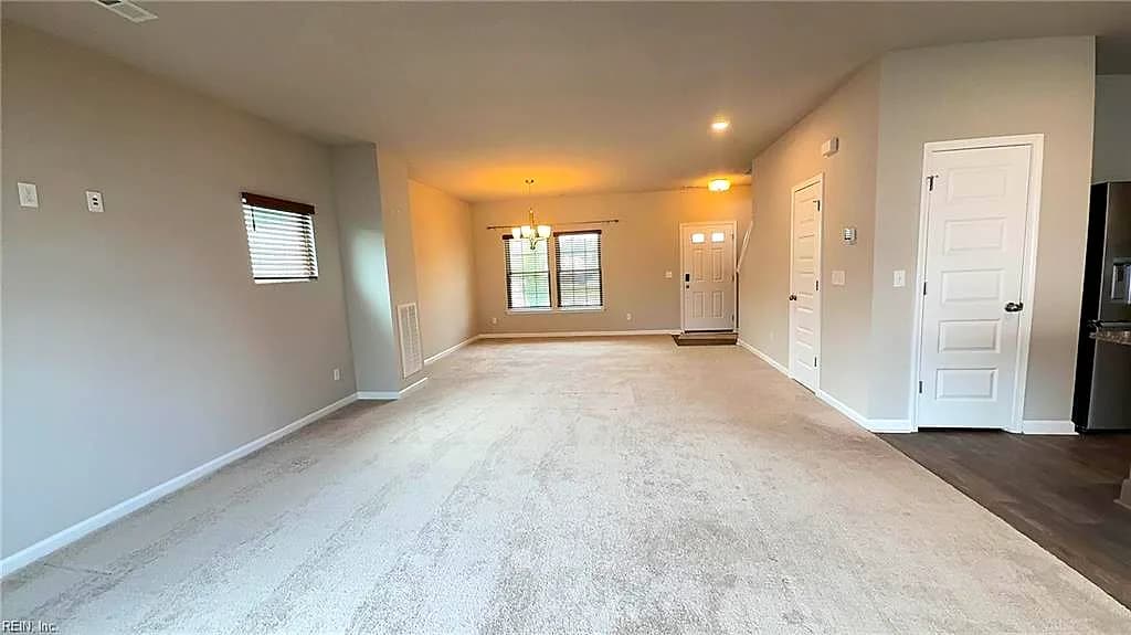 111 Honor LN, SUFFOLK VA 23434 - Photo 4