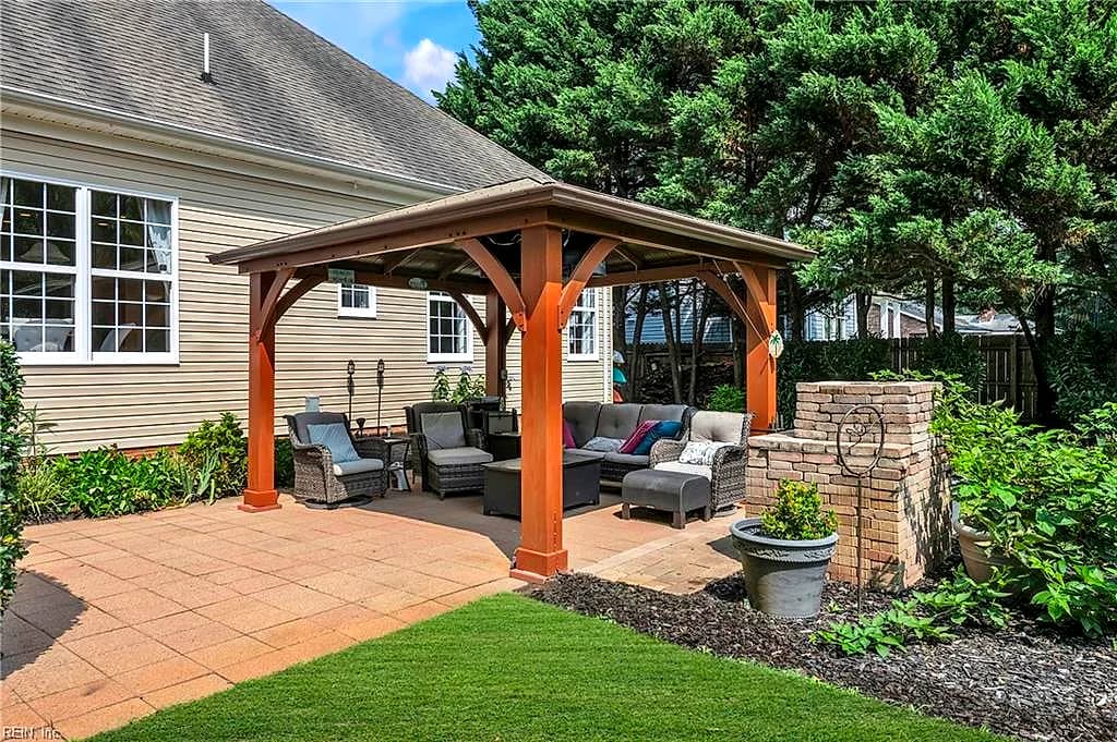 1016 Old Canterbury DR, VIRGINIA BEACH VA 23455 thumb 9