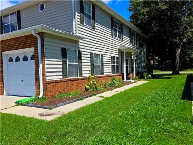 407 Belmont CIR, YORKTOWN VA 23693 thumb 3