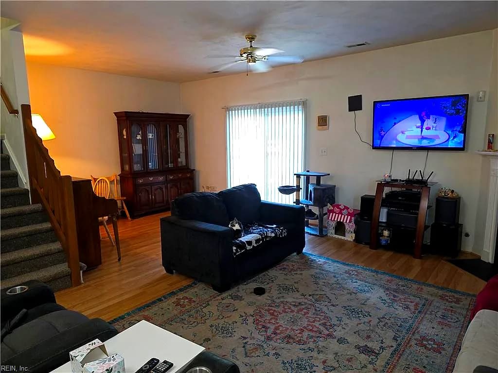 407 Belmont CIR, YORKTOWN VA 23693 thumb 10