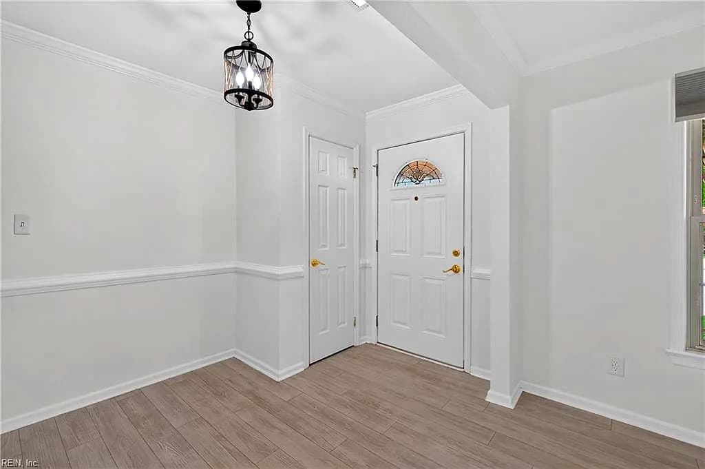 1004 Tottenham LN, VIRGINIA BEACH VA 23454 - Photo 4