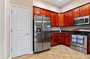 670 Town Center DR #404, NEWPORT NEWS VA 23606 thumb 5