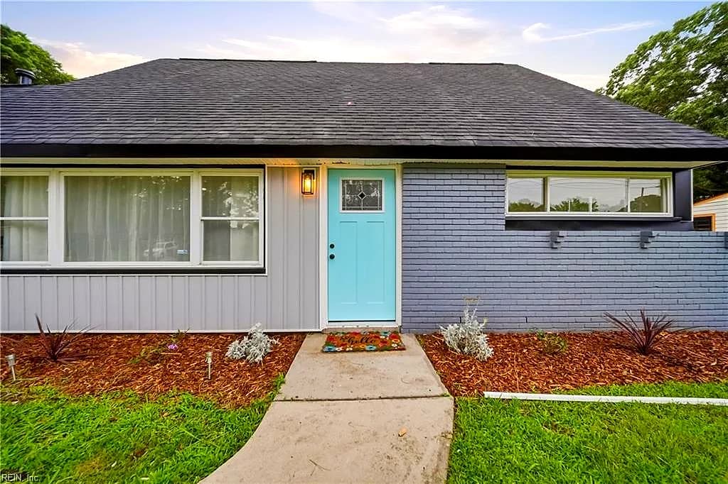1905 McDowell RD, NORFOLK VA 23518 - Photo 3