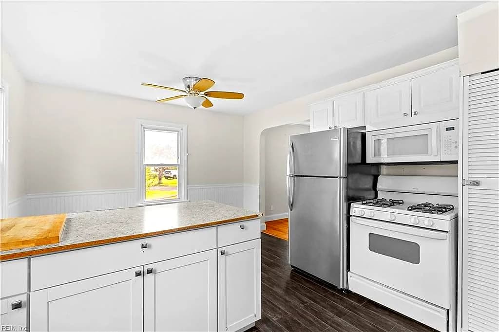 8101 Kenwood DR, NORFOLK VA 23518 thumb 6