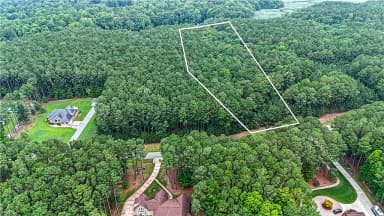 1194 Lawnes Neck DR, SMITHFIELD VA 23430 thumb 4