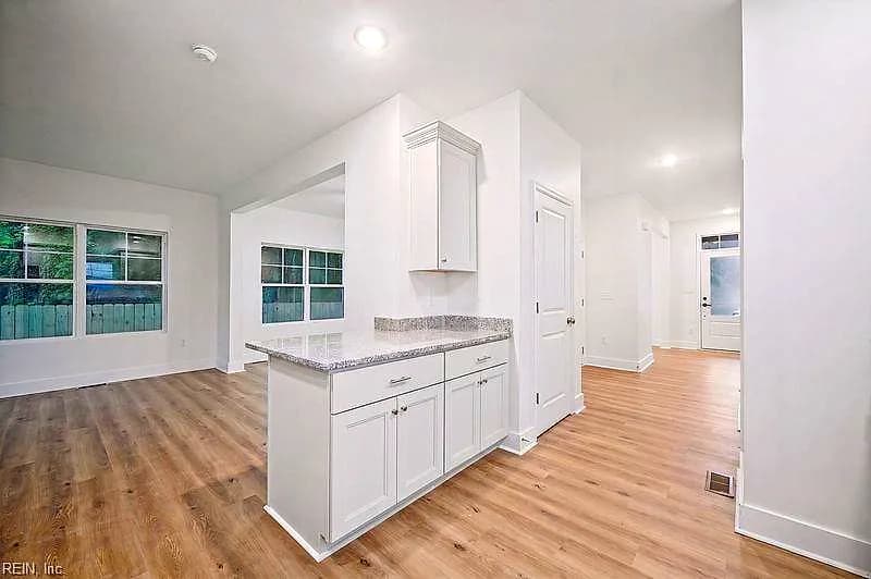 209 Hunter ST, SUFFOLK VA 23434 thumb 9