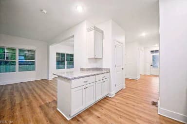 209 Hunter ST, SUFFOLK VA 23434 thumb 9
