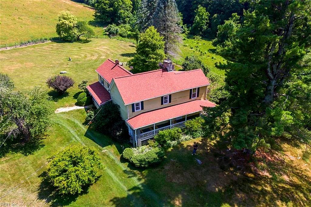 531 Lowland Farm RD, HOT SPRINGS VA 24445 - Photo 4