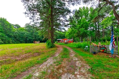 9072 Guinea RD, HAYES VA 23072 thumb 3