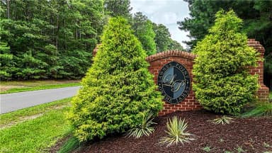 1220 Lawnes Neck DR, SMITHFIELD VA 23430 thumb 10