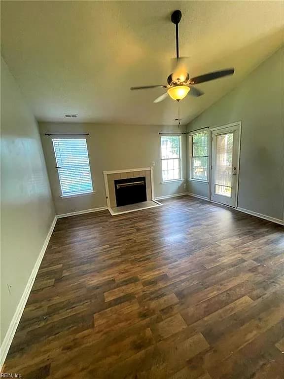 715 Daylight CT, NEWPORT NEWS VA 23602 - Photo 4