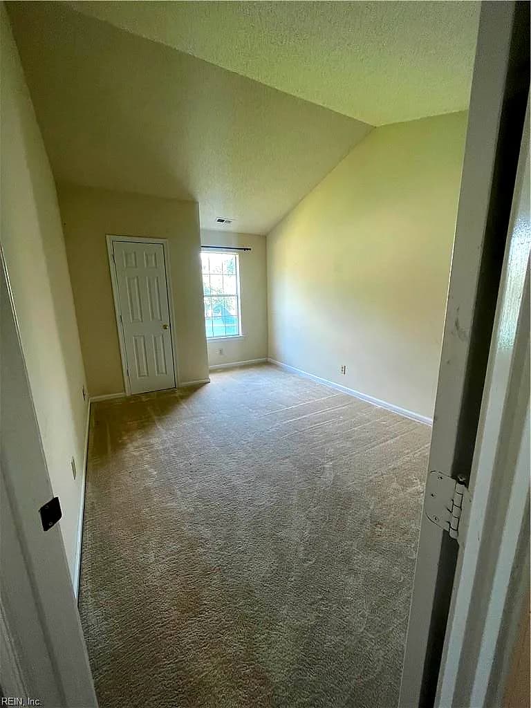 715 Daylight CT, NEWPORT NEWS VA 23602 thumb 8